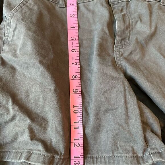 Set of 2 size 12 shorts-  5” inseam 13” long - Picture 4 of 8
